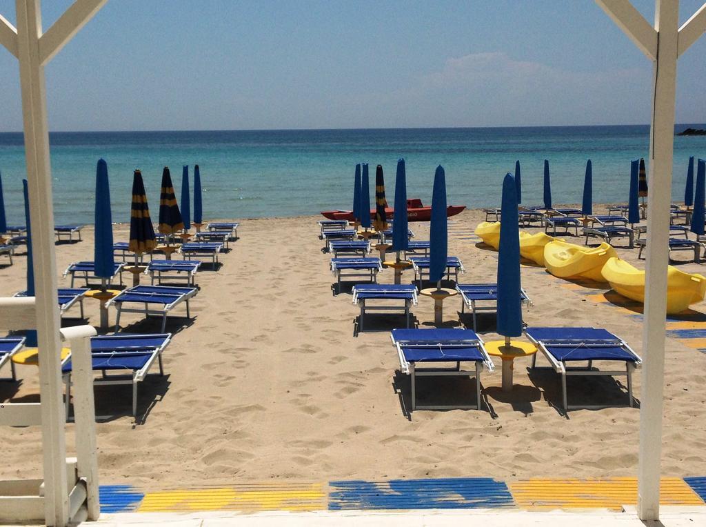 Hyencos Hotel Callyon Torre San Giovanni Ugento Kültér fotó